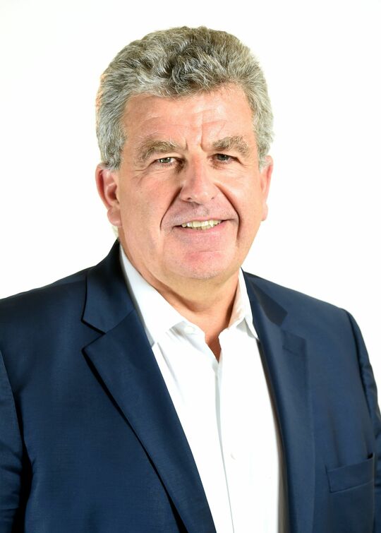 Monsieur L'HERMINE Arnaud
2ème Vice-Président
en charge des Finances & prospective budgétaire,

Délégué Valenciennes Métropole
